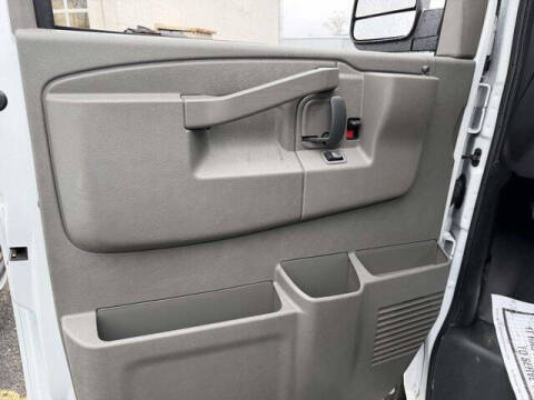 2024 GMC Savana 2500