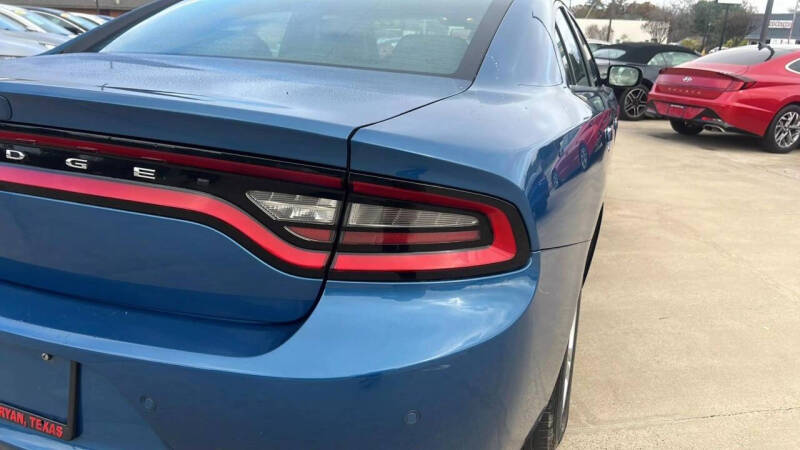 2022 Dodge Charger SXT photo 17