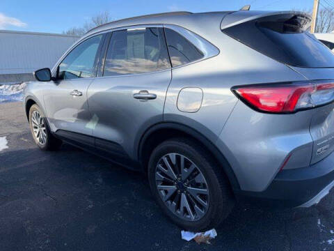 2022 Ford Escape Titanium