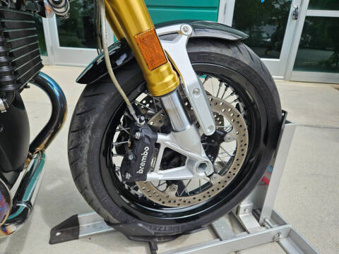 2016 BMW R NineT Base
