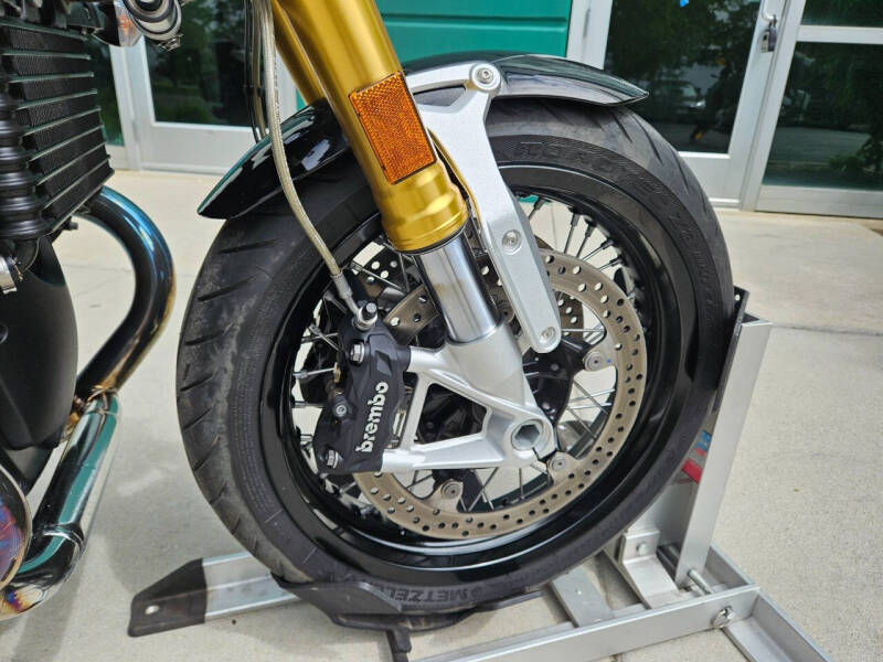 2016 BMW R NineT Base