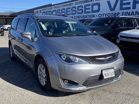 2020 Chrysler Pacifica Touring L