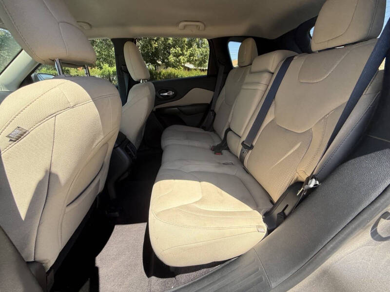 2016 Jeep Cherokee Latitude