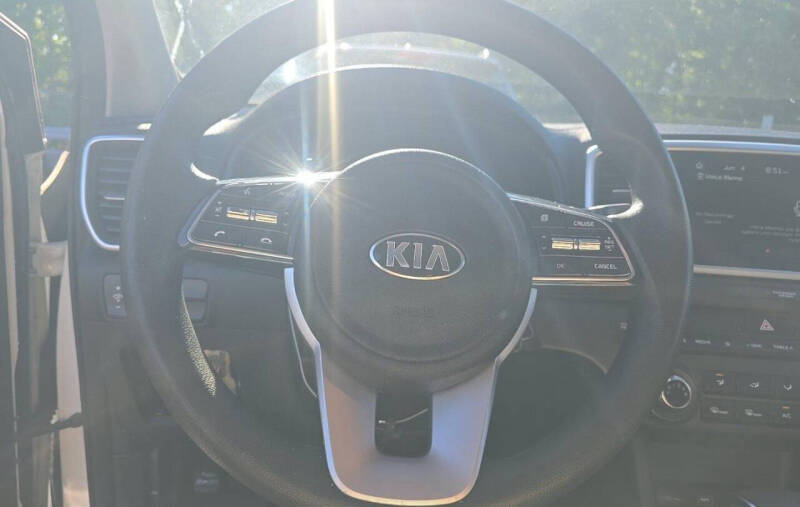 2022 Kia Sportage LX