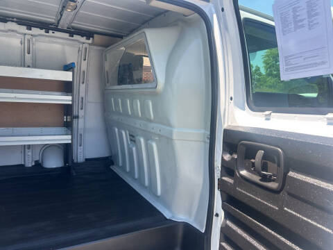 2017 Chevrolet Express 2500