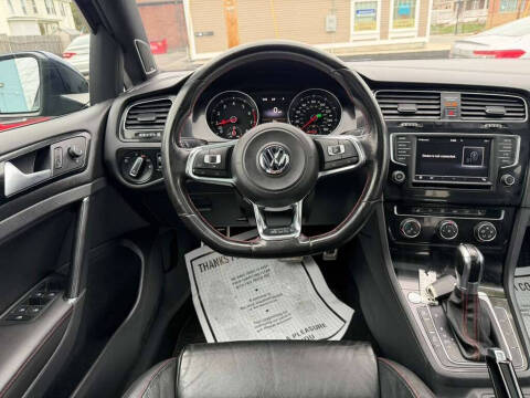 2016 Volkswagen Golf GTI SE