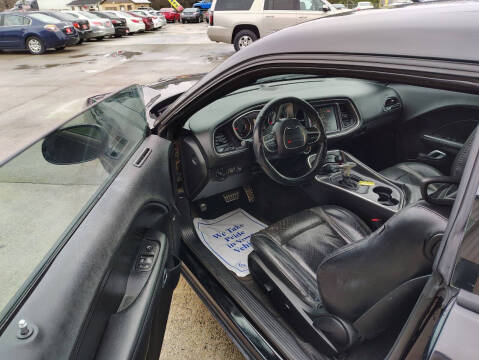 2015 Dodge Challenger SXT Plus