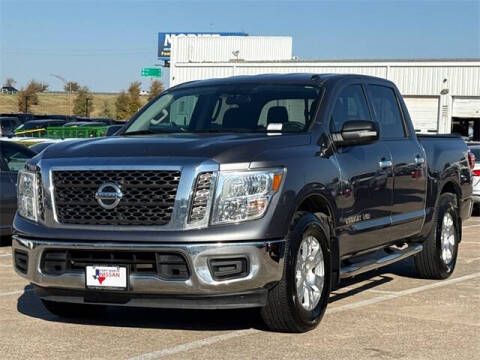 2018 Nissan Titan SV
