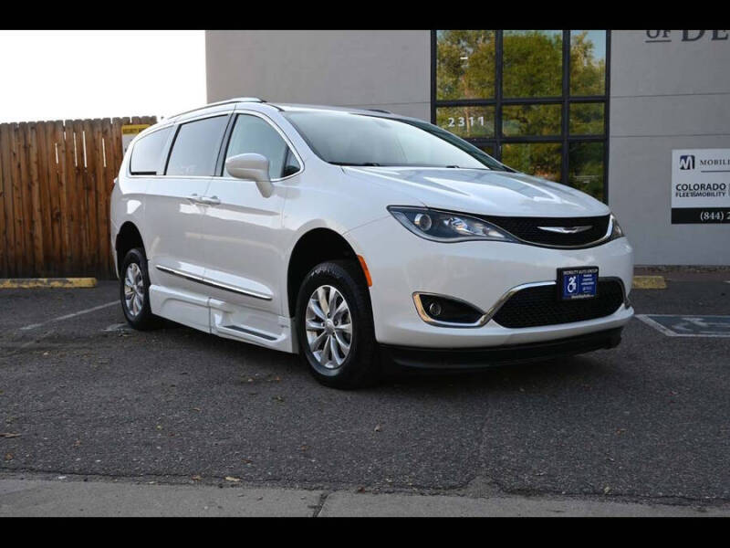 2018 Chrysler Pacifica Touring L