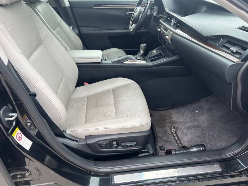 2017 Lexus ES 350