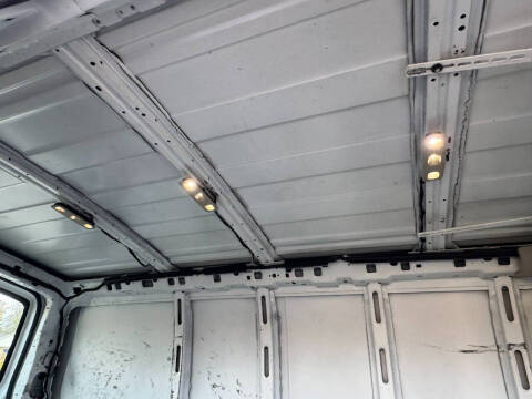 2021 Chevrolet Express 2500