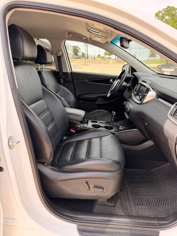 2018 Kia Sorento EX V6