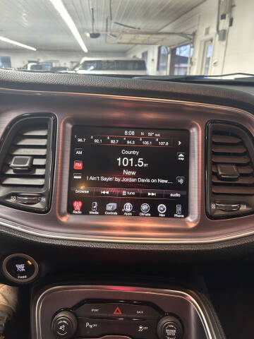 2016 Dodge Challenger R/T Plus