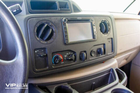 2013 Ford E-Series E-450 SD