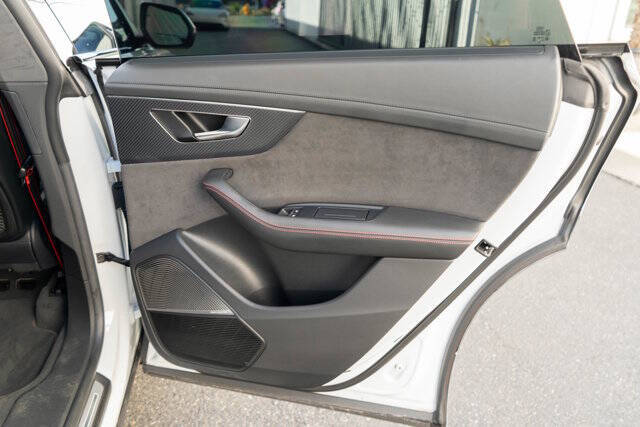 2023 Audi RS Q8 30