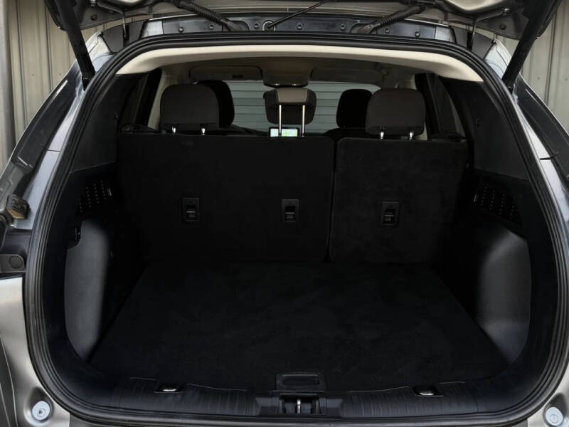 2022 Ford Escape Hybrid SE