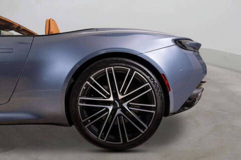 2024 Aston Martin DB12 Volante