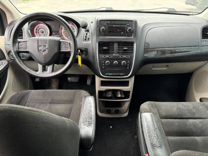 2015 Dodge Grand Caravan SE