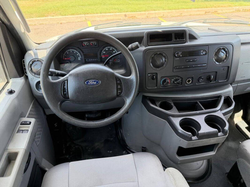 2011 Ford E-Series E-150
