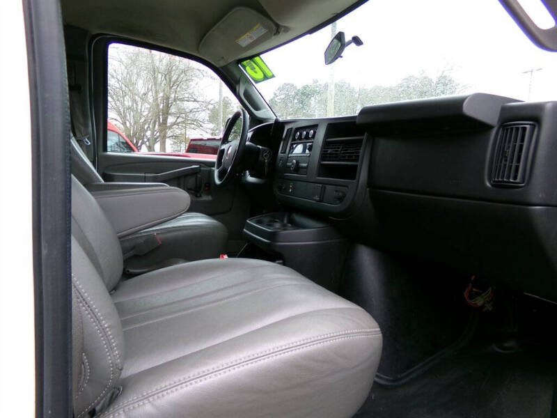 2016 Chevrolet Express 2500