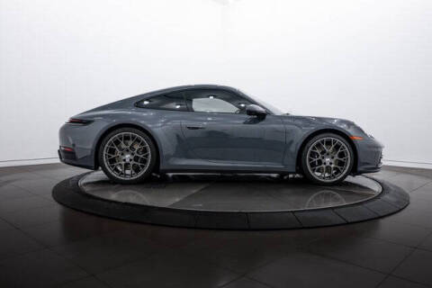 2025 Porsche 911 Carrera