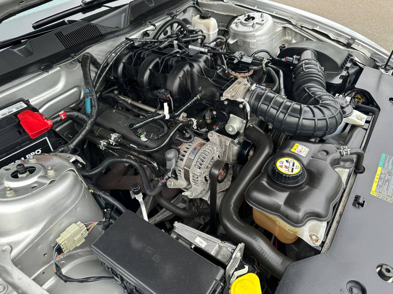 2010 Ford Mustang 17