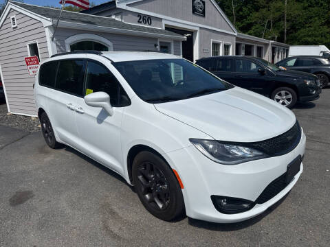 2019 Chrysler Pacifica Touring L Plus