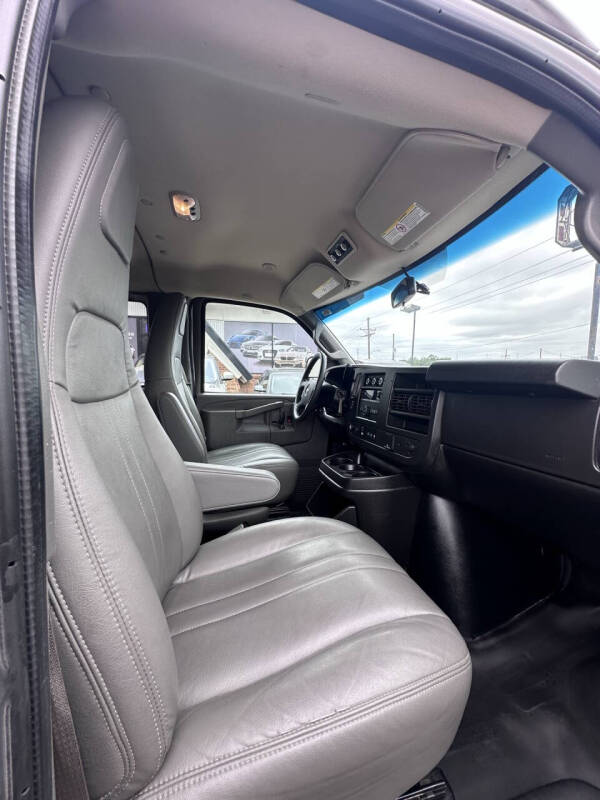 2020 Chevrolet Express LS 3500