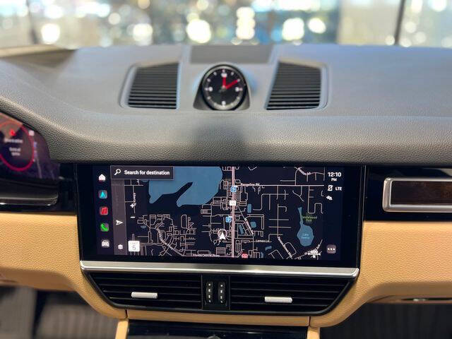 2023 Porsche Cayenne Platinum Edition