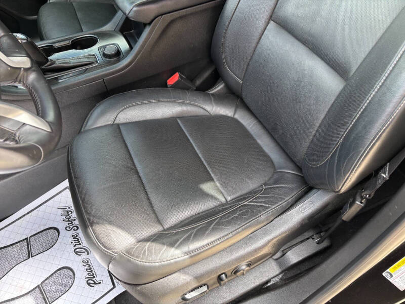 2017 GMC Acadia SLT-1