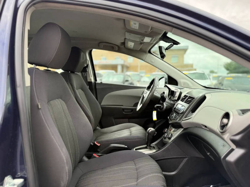2015 Chevrolet Sonic LT Auto