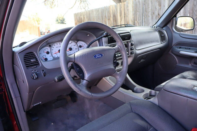 2001 Ford Explorer Sport