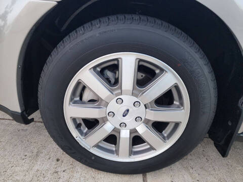 2008 Ford Taurus SEL