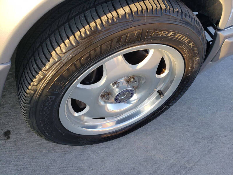 1995 Mercedes-Benz E-Class E 320