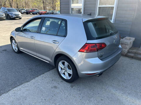2017 Volkswagen Golf TSI S