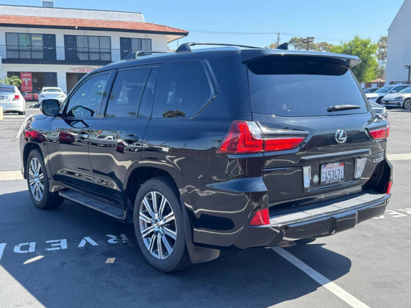 2016 Lexus LX 570
