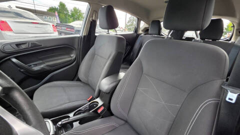 2017 Ford Fiesta SE