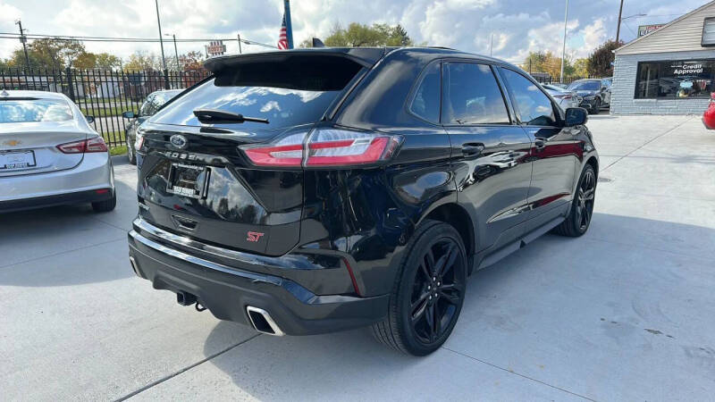 2022 Ford Edge ST