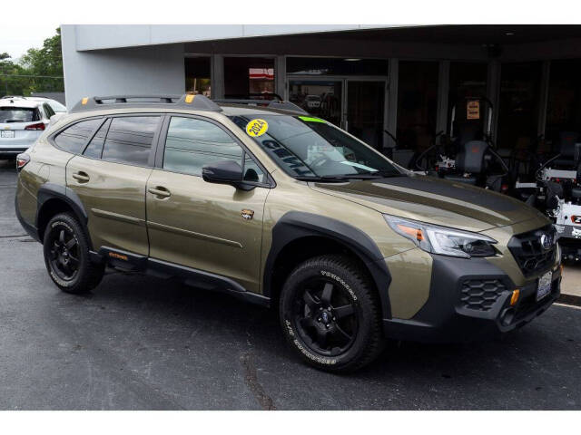 2024 Subaru Outback for sale at EARL DUFF PRE-OWNED CENTER in Harriman, TN