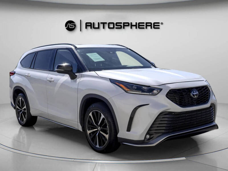 2022 Toyota Highlander XSE