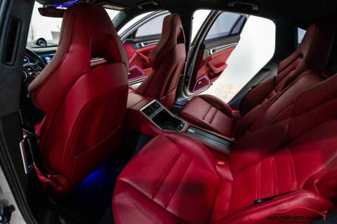 2019 Porsche Panamera GTS