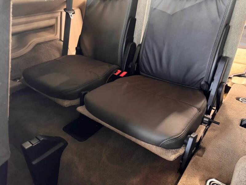 2016 Land Rover LR4 HSE LUX