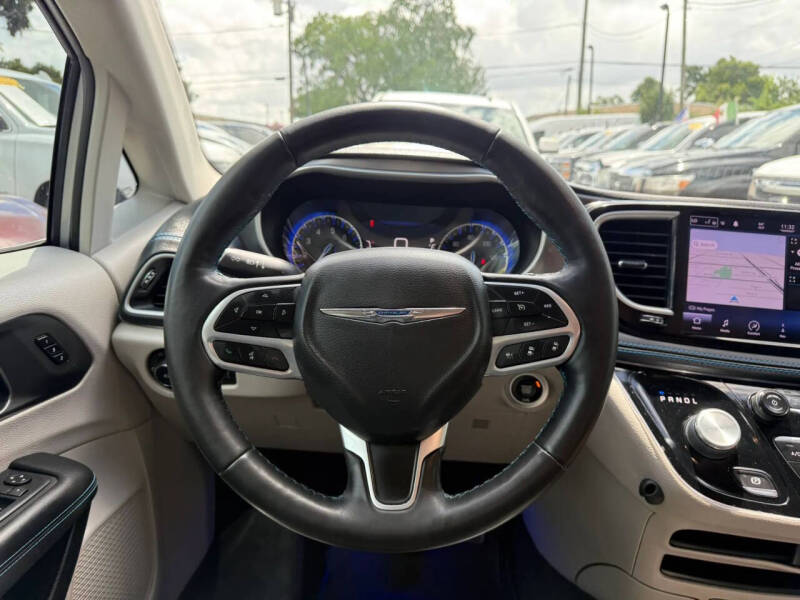 2021 Chrysler Pacifica Touring L