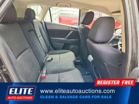 2013 Mazda MAZDA3 i Touring