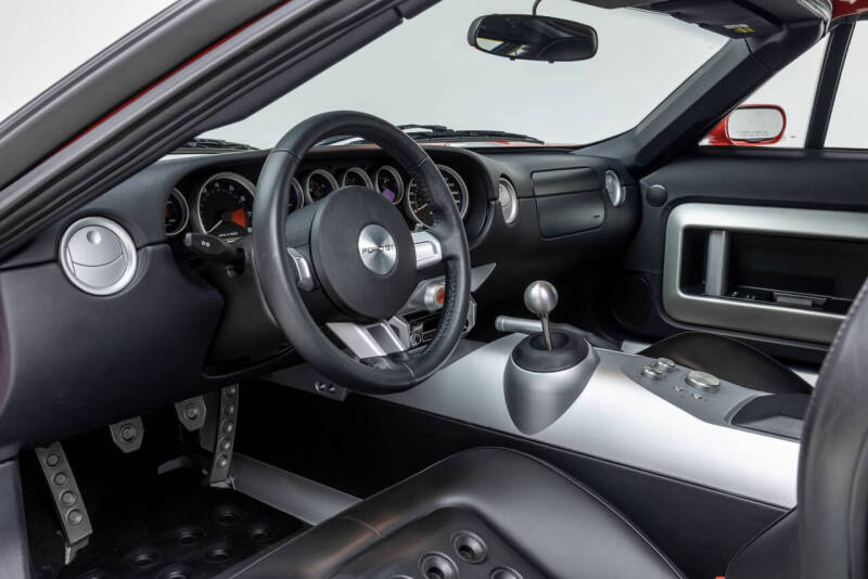 2005 Ford GT