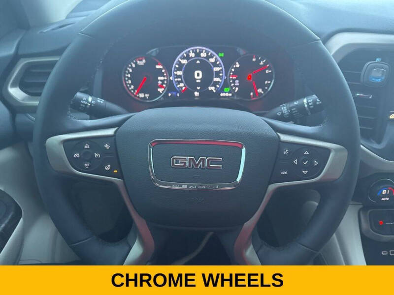 2023 GMC Acadia Denali