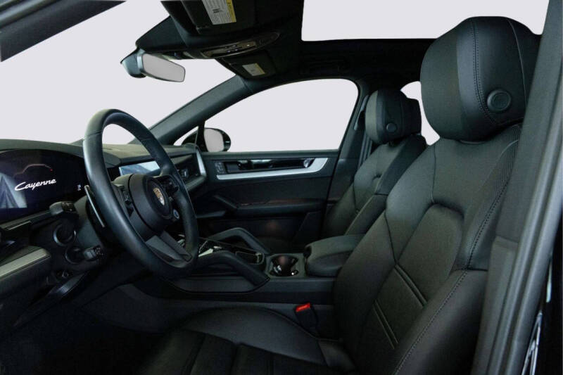 2024 Porsche Cayenne Coupe