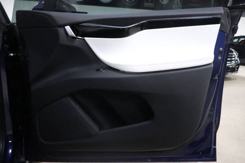 2021 Tesla Model X Long Range Plus