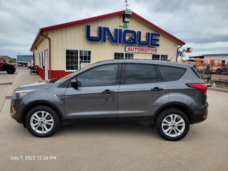 2019 Ford Escape for sale at UNIQUE AUTOMOTIVE "BE UNIQUE" in Garden City KS