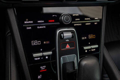 2022 Porsche Cayenne S Platinum Edition